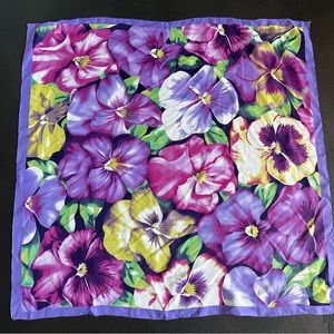 Scarf flowers - 34 x 34